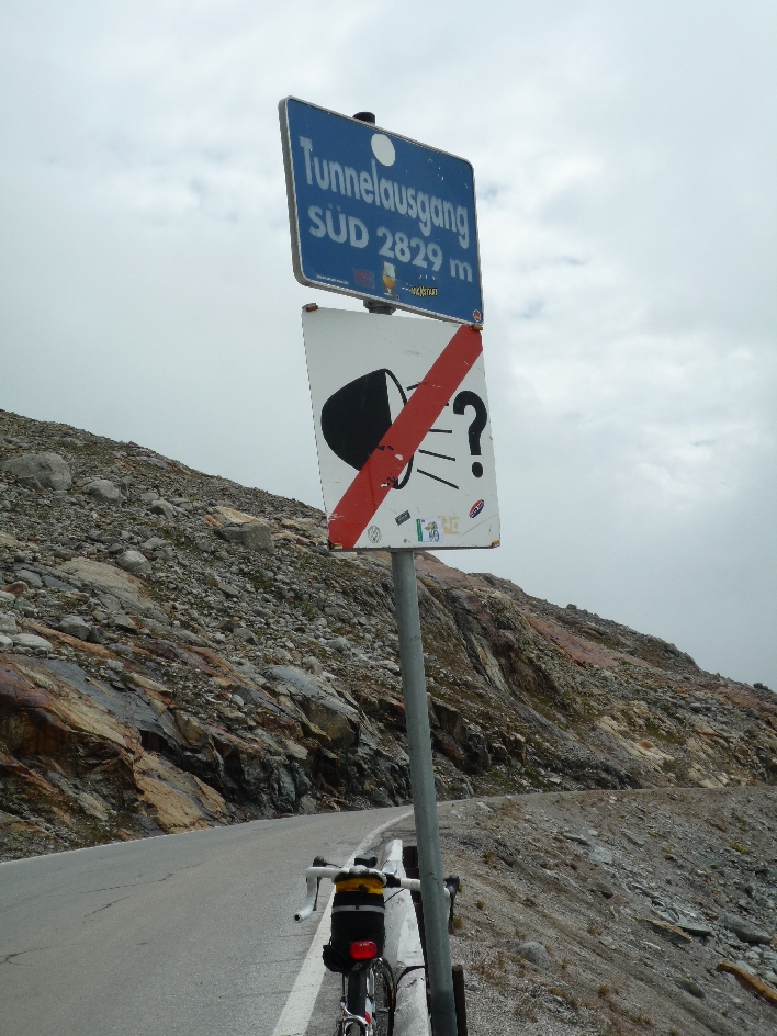 Anstieg Ötztaler Gletscherstrasse.jpg